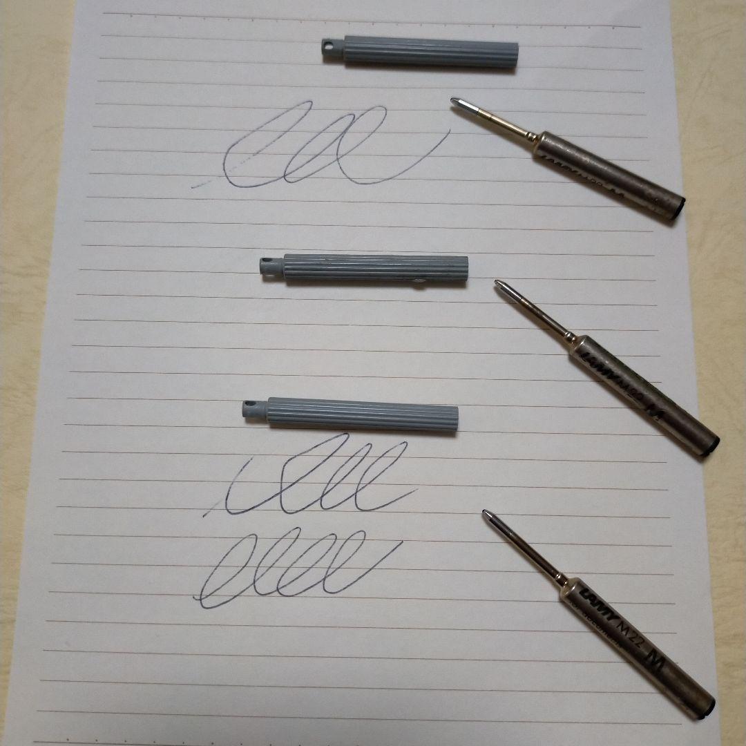 LAMY 黒ボールペンとシャーペンの 2本と替え芯