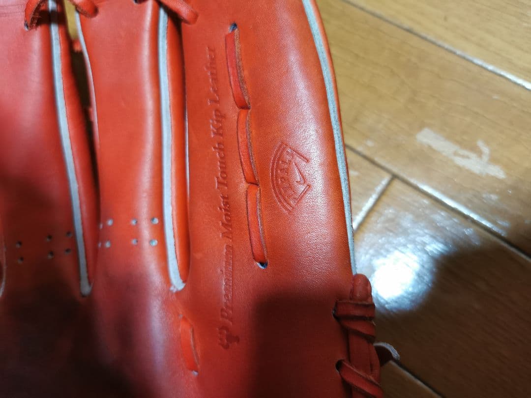 Nike SHADO 硬式用グローブ