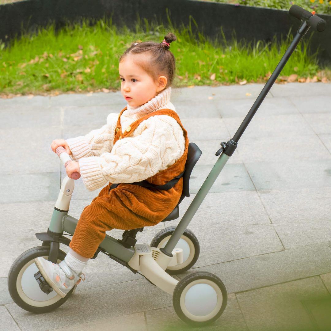 三輪車 子供用4in1 自転車 オリジナル 押し棒 ペダル コントロールバー付き