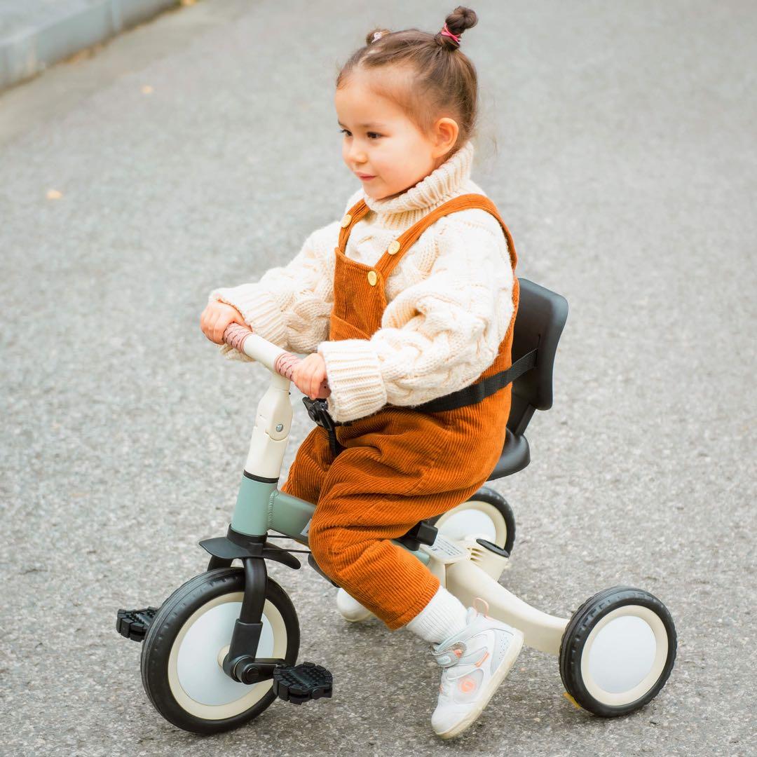 三輪車 子供用4in1 自転車 オリジナル 押し棒 ペダル コントロールバー付き