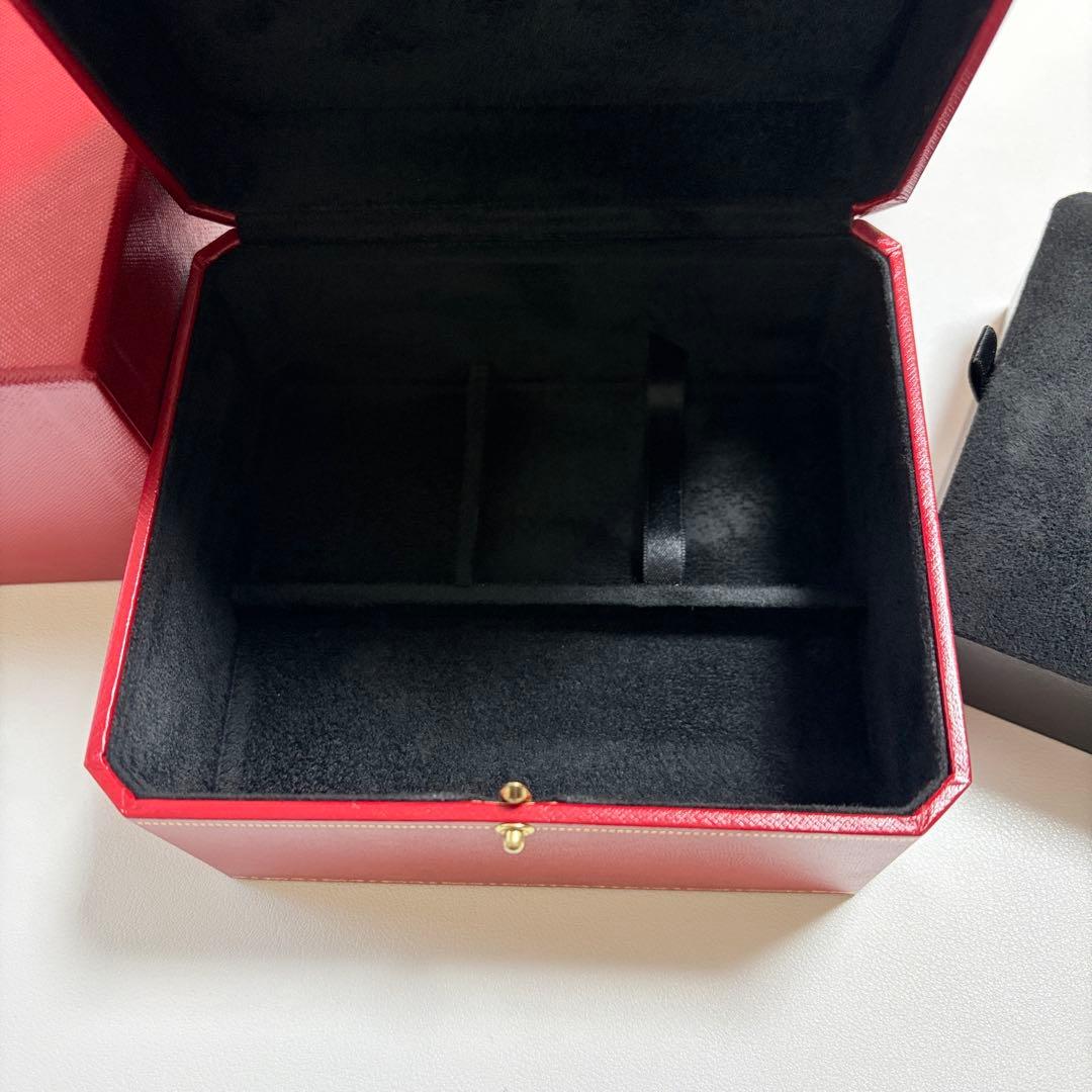 極美品　カルティエ　腕時計　ウォッチ　ケース　空箱　現行品