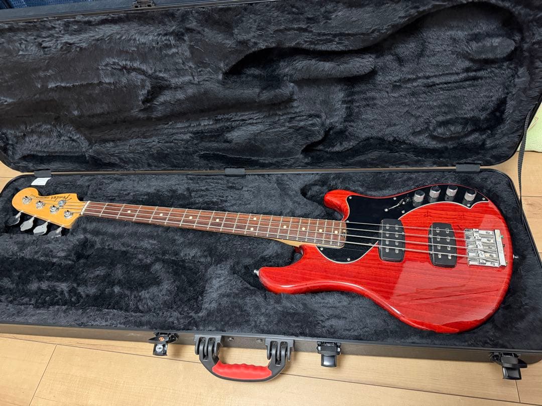 ベース Fender American Deluxe Dimension Bass