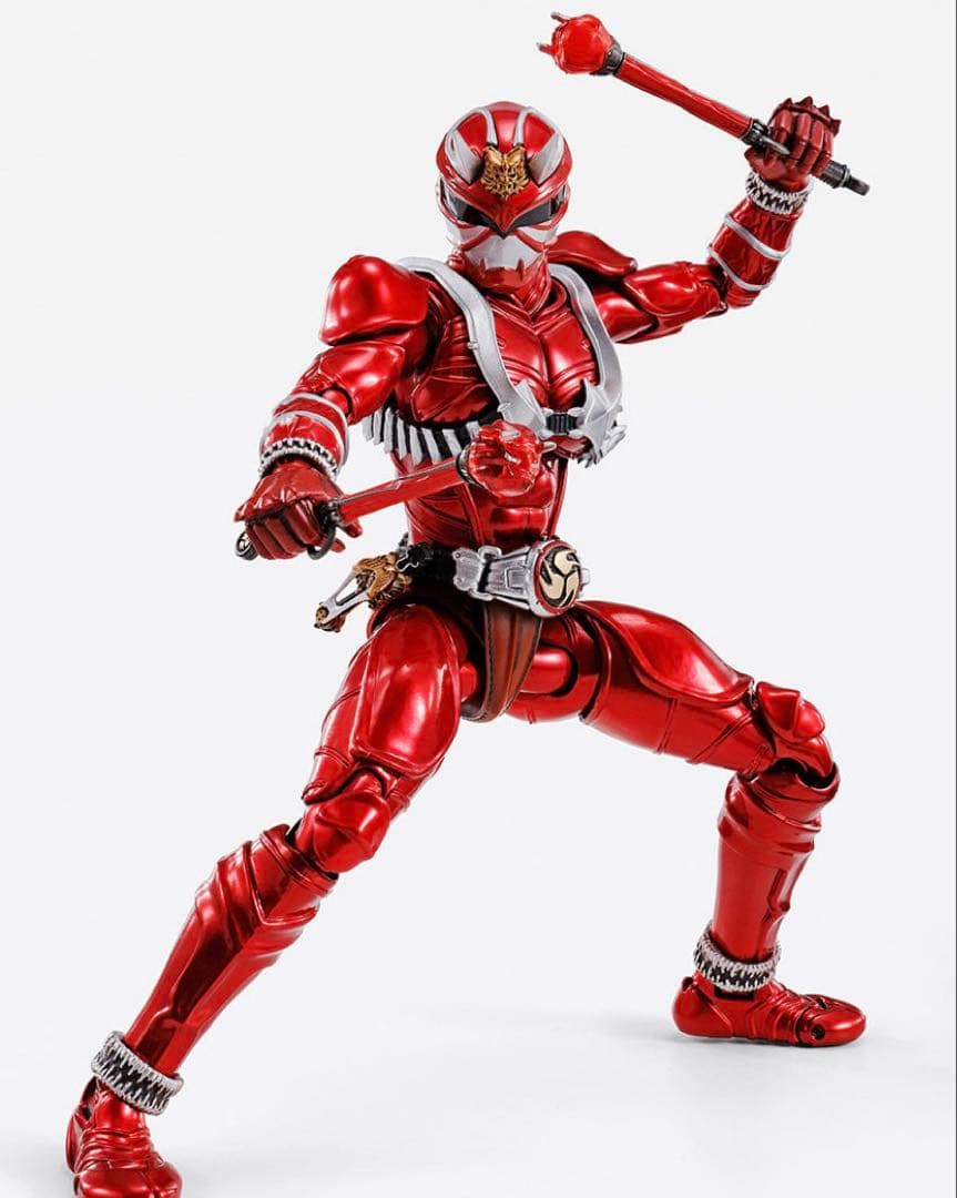 S.H.Figuarts（真骨彫製法） 仮面ライダー響鬼紅