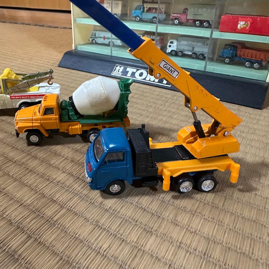 TOMICA店頭用ディスプレイショーケース+ミニカー42台セット コレクション