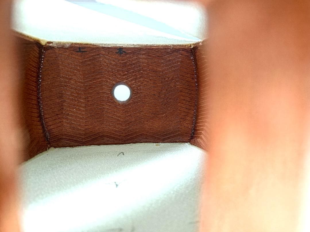 三味線中棹 本体破れあり　 紅木 金細　二本溝　東さわり　子持ち綾杉