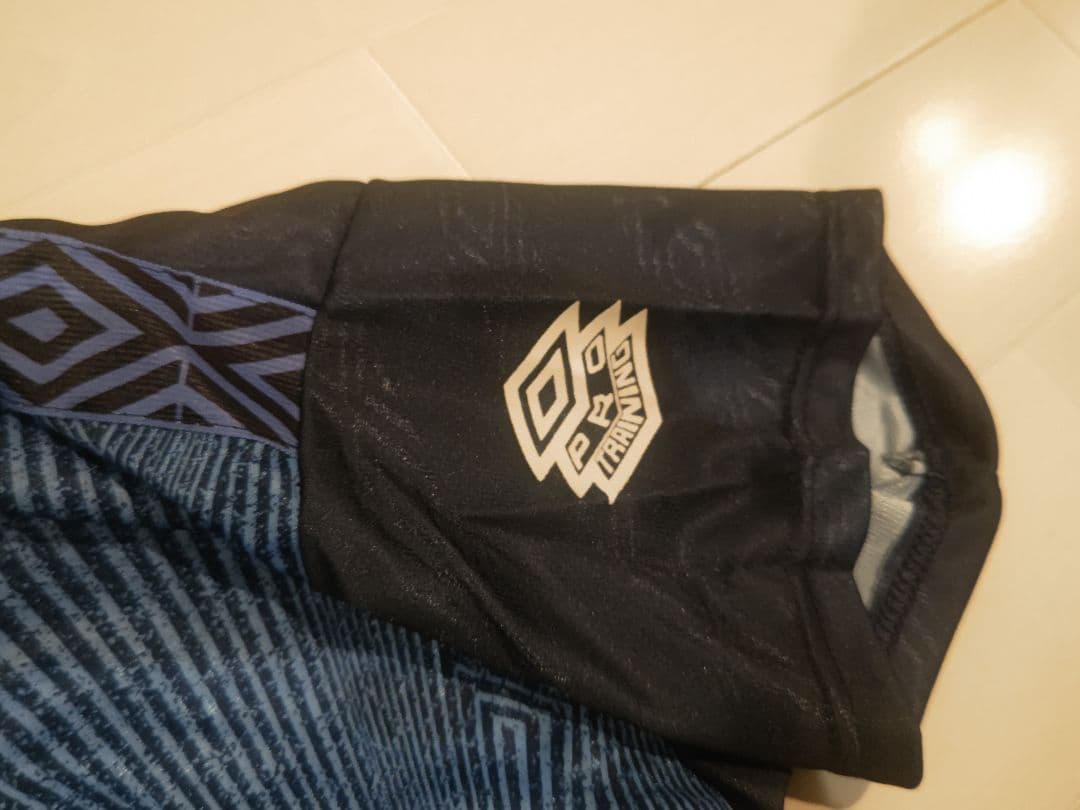 希少90年代 イングランド 1995–97 トレーニングシャツ Mサイズ