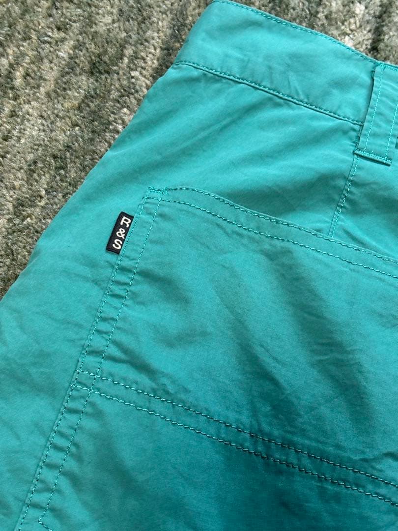 ROUGH AND SWELL ショートパンツ　Ｌ