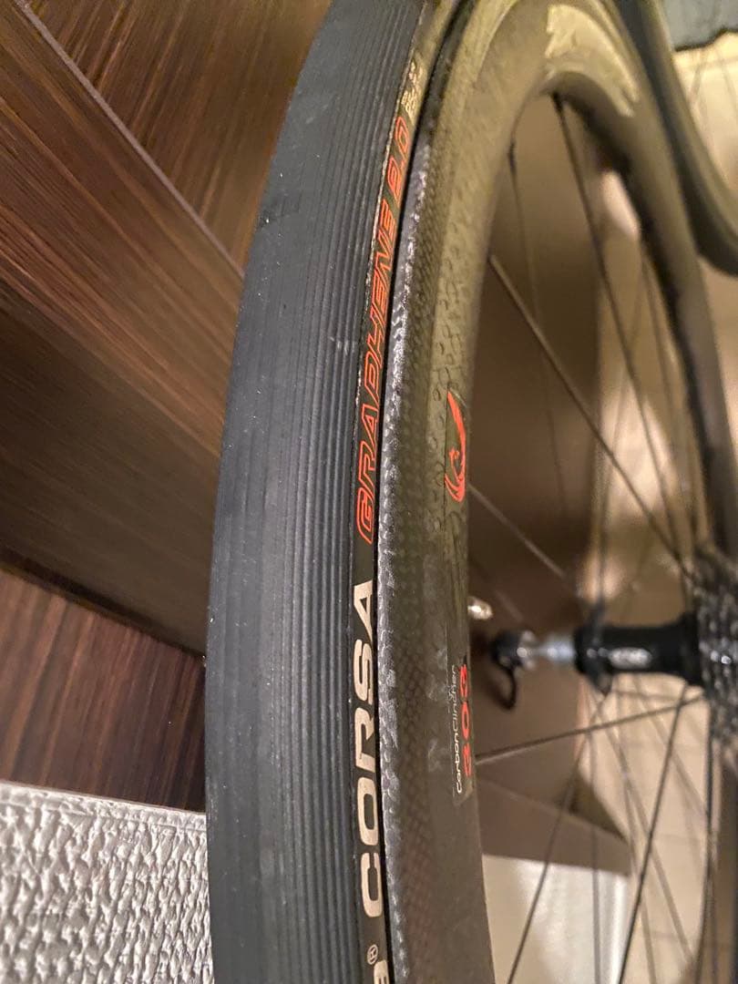 ZIPP 303 クリンチャー　リムブレーキ