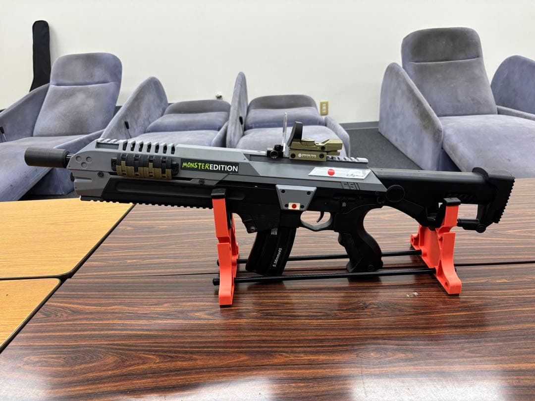 近未来銃　CSI STAR XR5 Gen2Hollow tech ドットサイト