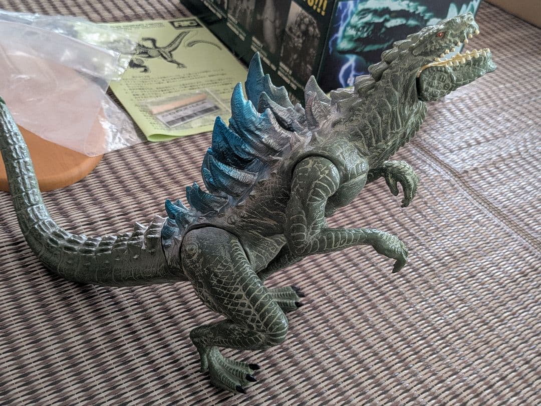 エクスプラス エメリッヒ版 ゴジラ グリーンカラー 1000体限定 塗装済完成品