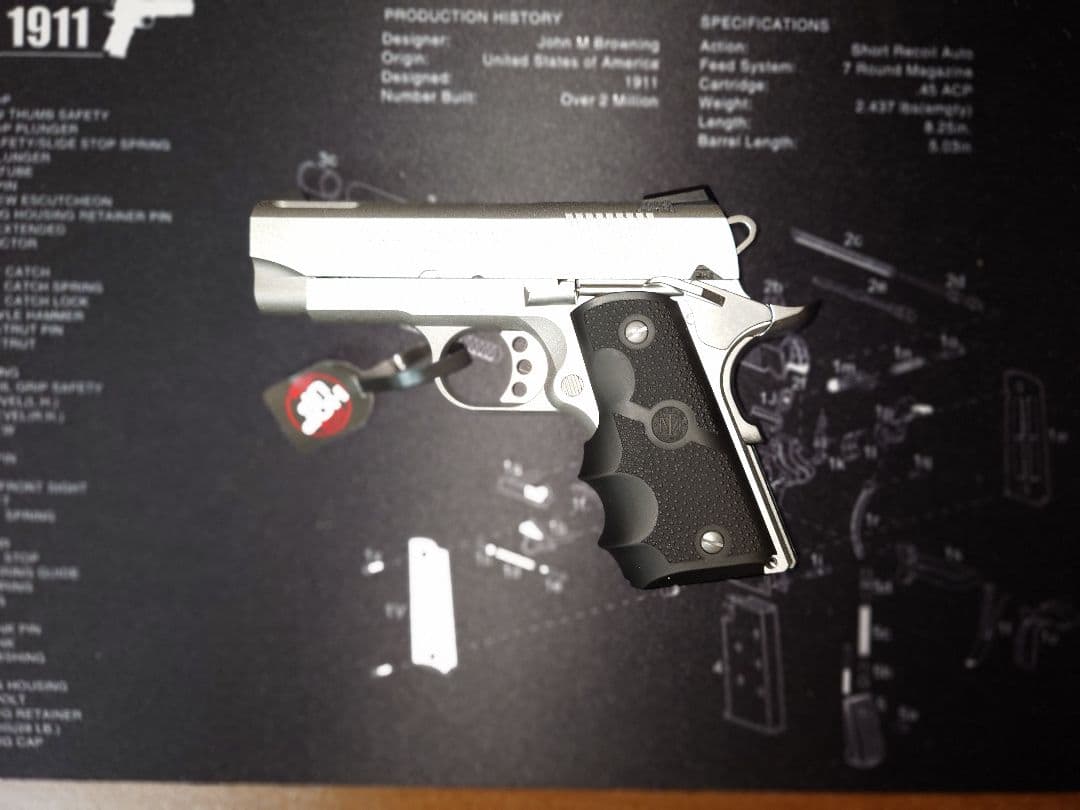 東京マルイ V10 Ultra Compact ガスガン