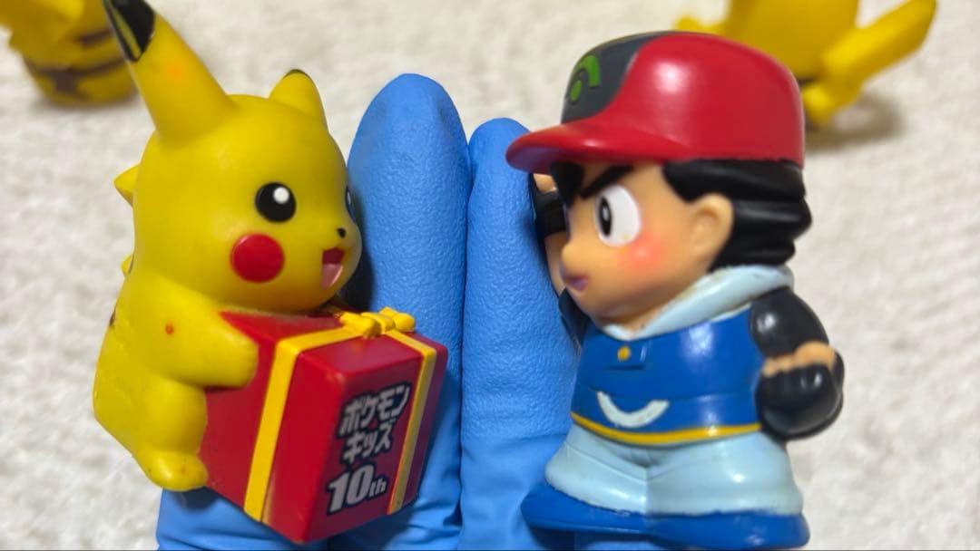 ポケモンキッズ　指人形　ピカチュウ10thアニバーサリー　15体