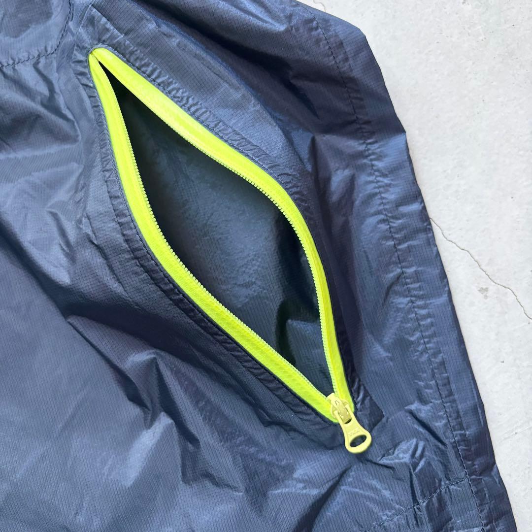 PEARLY GATES フード付きジップナイロンパーカー レインウェア ロゴ