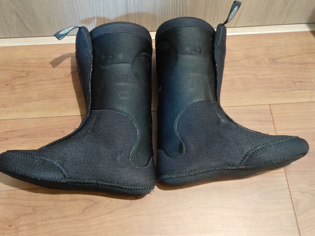 INTUITION オーバーラップインナー スキ　インナーブーツ　26.5cm