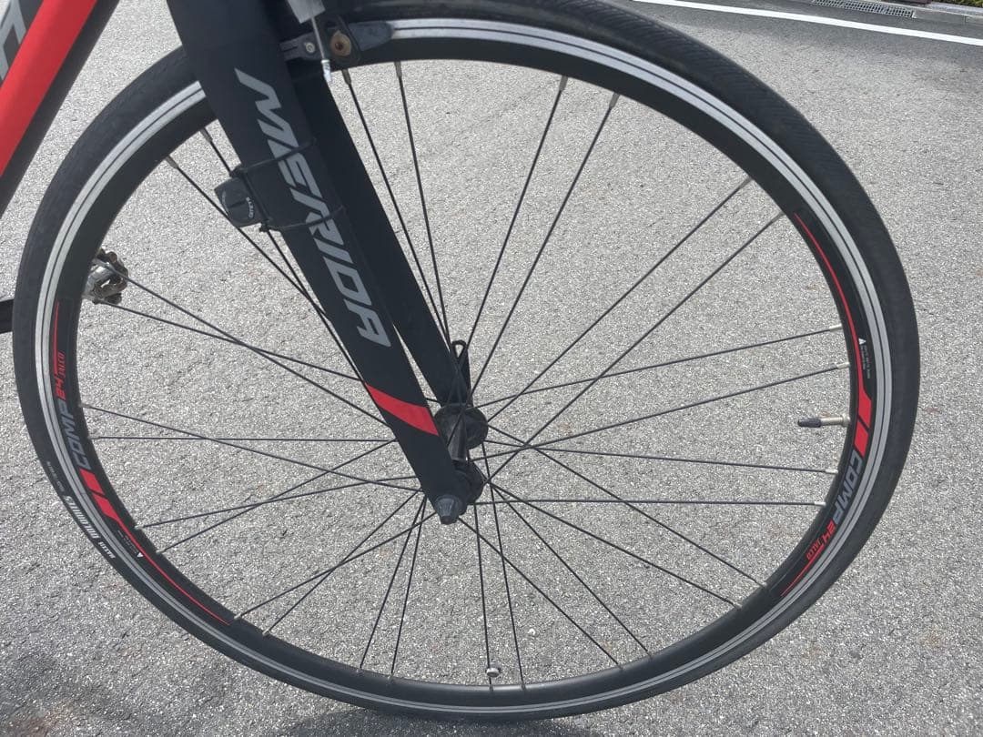 MERIDA SCULTURA 400 ロードバイク(メンテナンススタンド付き)