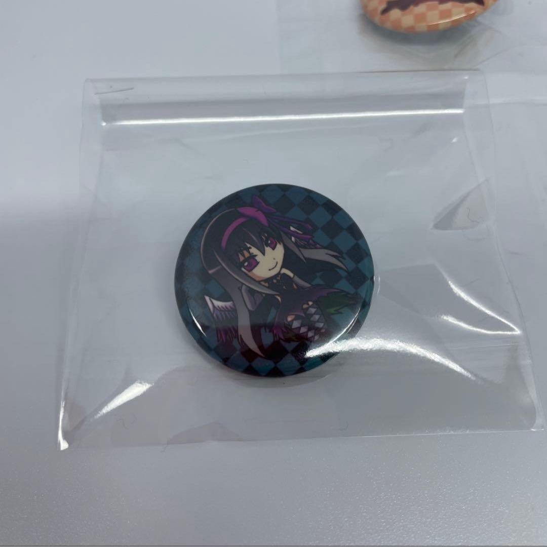 まどかマギカ アルティメットまどか 悪魔ほむら べべ 缶バッジ