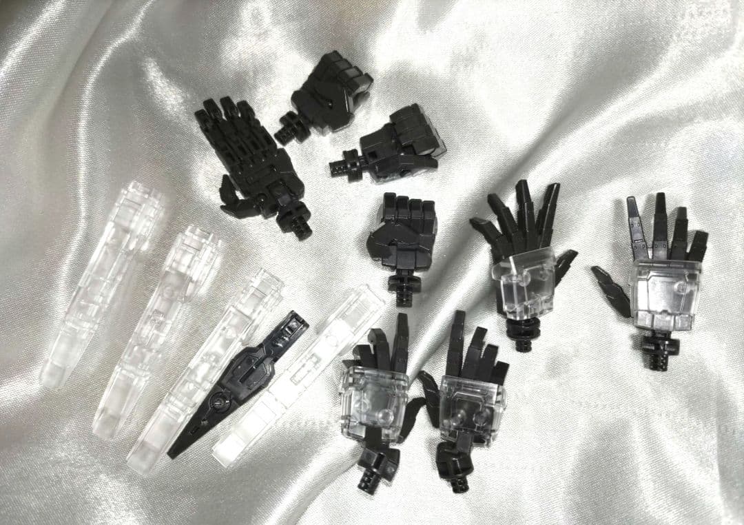 PG 1/60 ガンダムエクシア (LIGHTING MODEL)組立済LED付