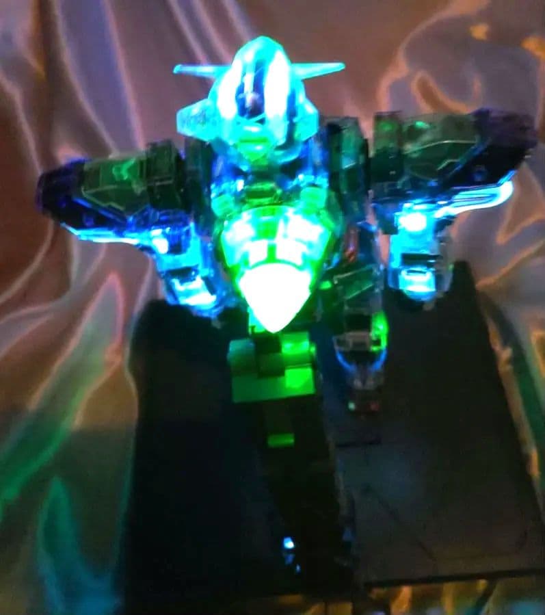 PG 1/60 ガンダムエクシア (LIGHTING MODEL)組立済LED付