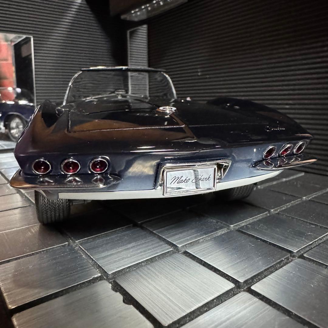 絶版未展示品 オートアート 1/18 コルベットMako Shark 1961