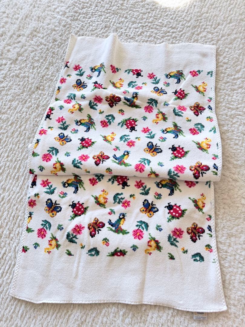 FEILER ハイジ　ハンドタオル　サイズ45×90