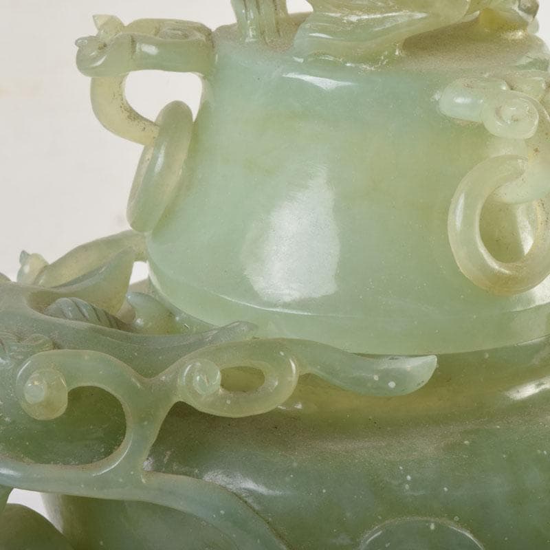 中国　玉石彫刻　雙耳活環　龍鈕蓋爐　香炉　唐木台付　C　9149