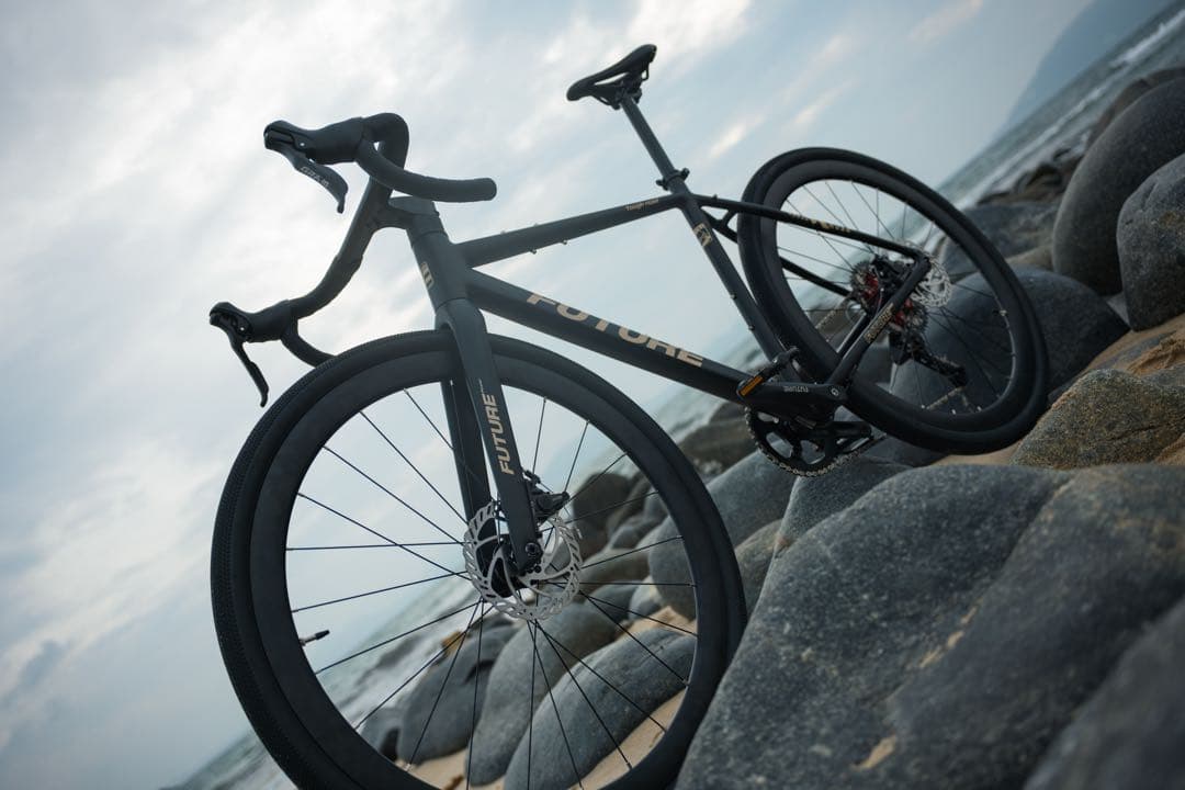 FUTUREBIKE グラベルロード