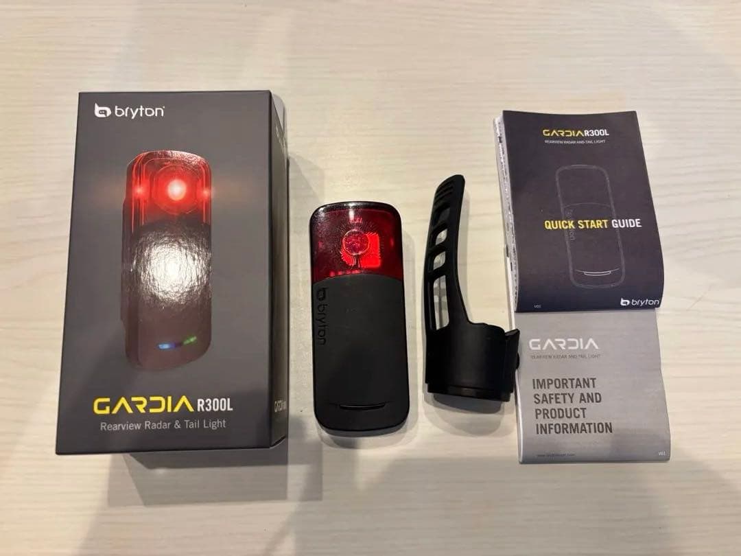 Bryton GARDIA R300Lリアビューレーダー