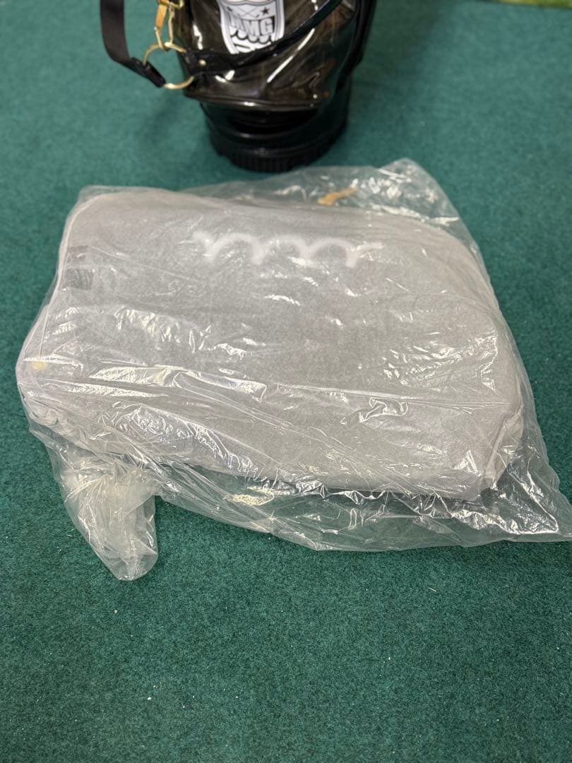 美品　ムータ　キャディバッグ 黒　スケルトン　中古美品