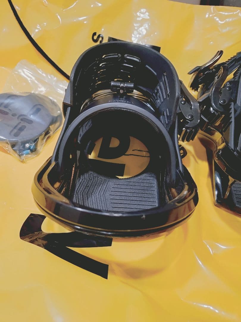 スノーボード ビンディング ブラック