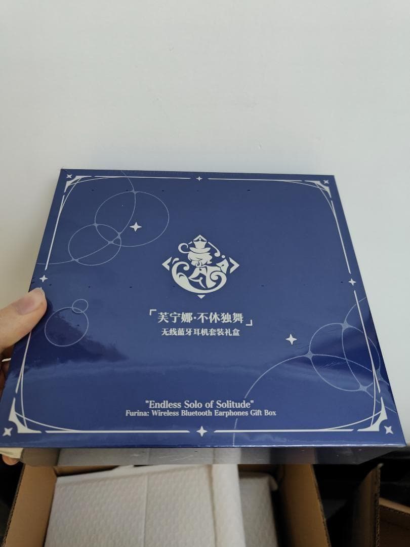 原神　フリーナ　イヤフォン　公式品　未開封