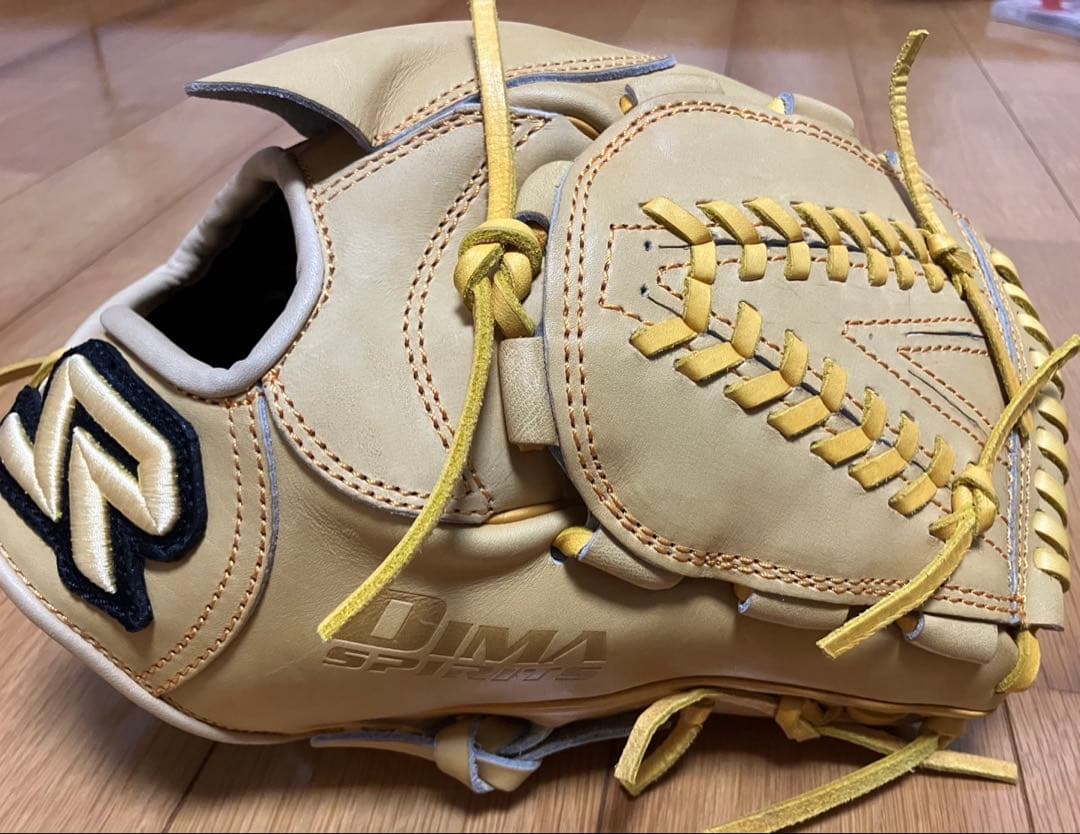 未使用品　シュアプレイ　硬式　投手用グローブ