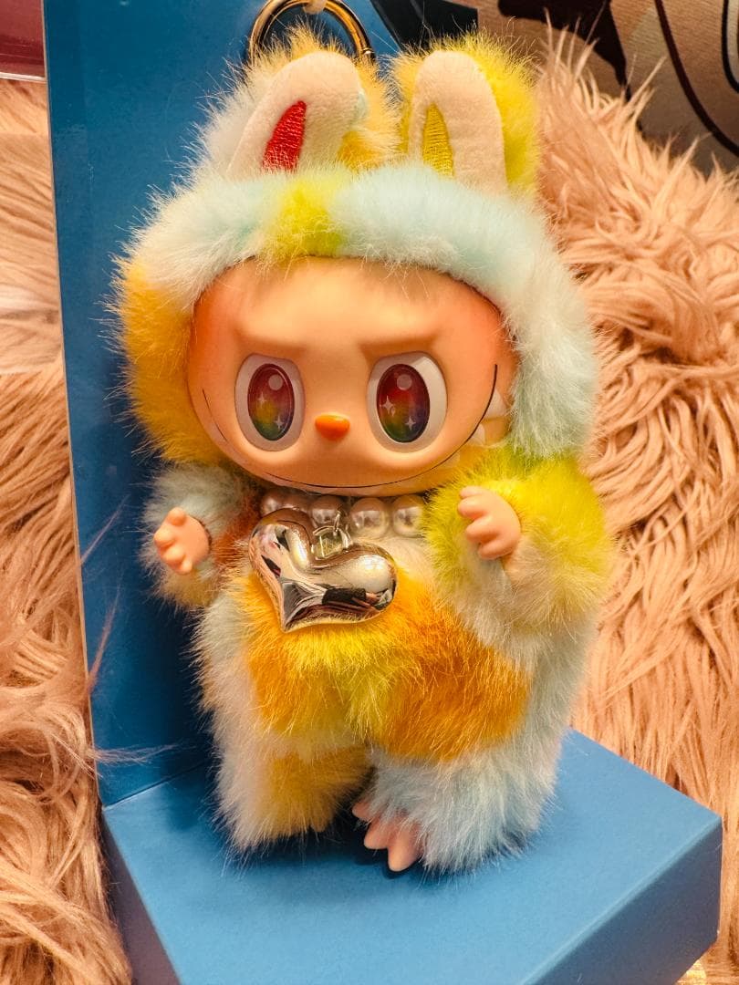 海外限定 ジモモ LABUBU レインボー ぬいぐるみ