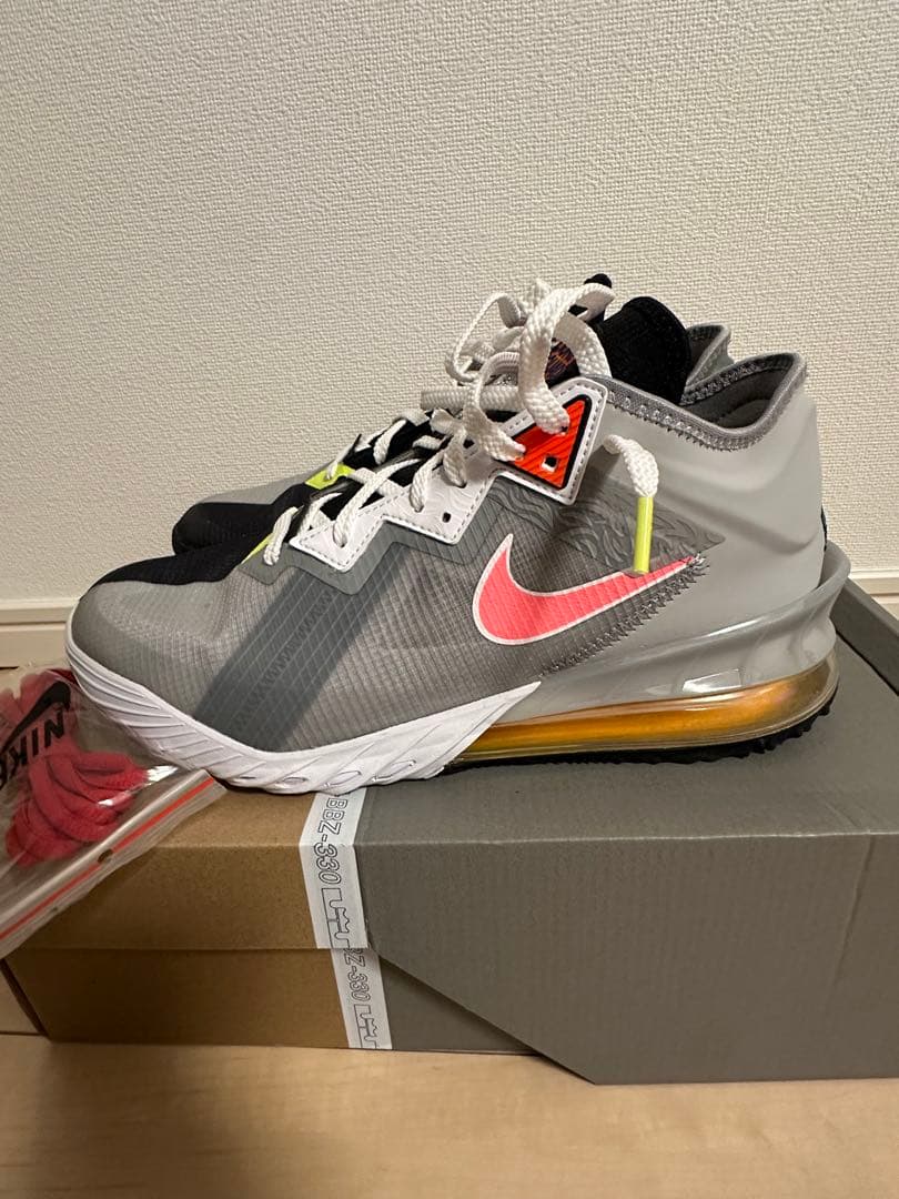 レブロン18ロウ　LeBron18low バッシュ NIKE 新品未使用