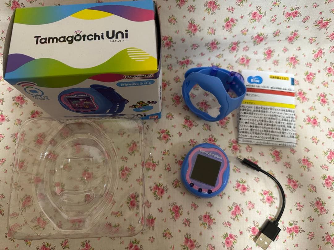 たまごっちユニ　Tamagotchi Uni ブルー