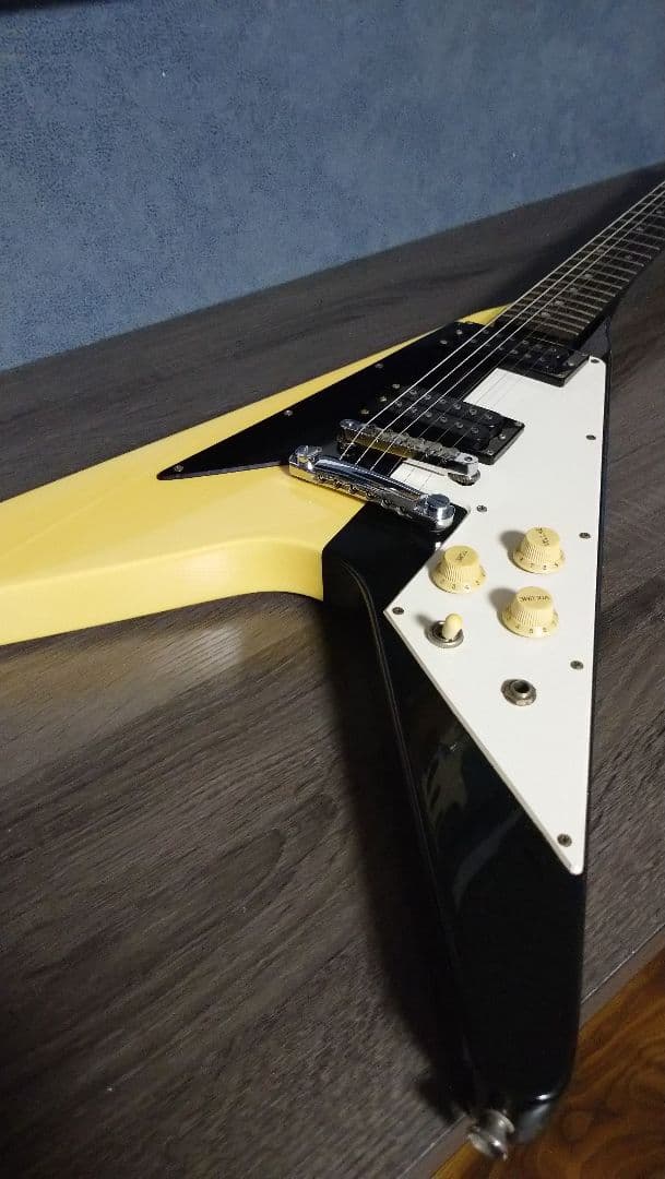 フライングＶ　エレキギター　マイケルシェンカー　Made in Japan