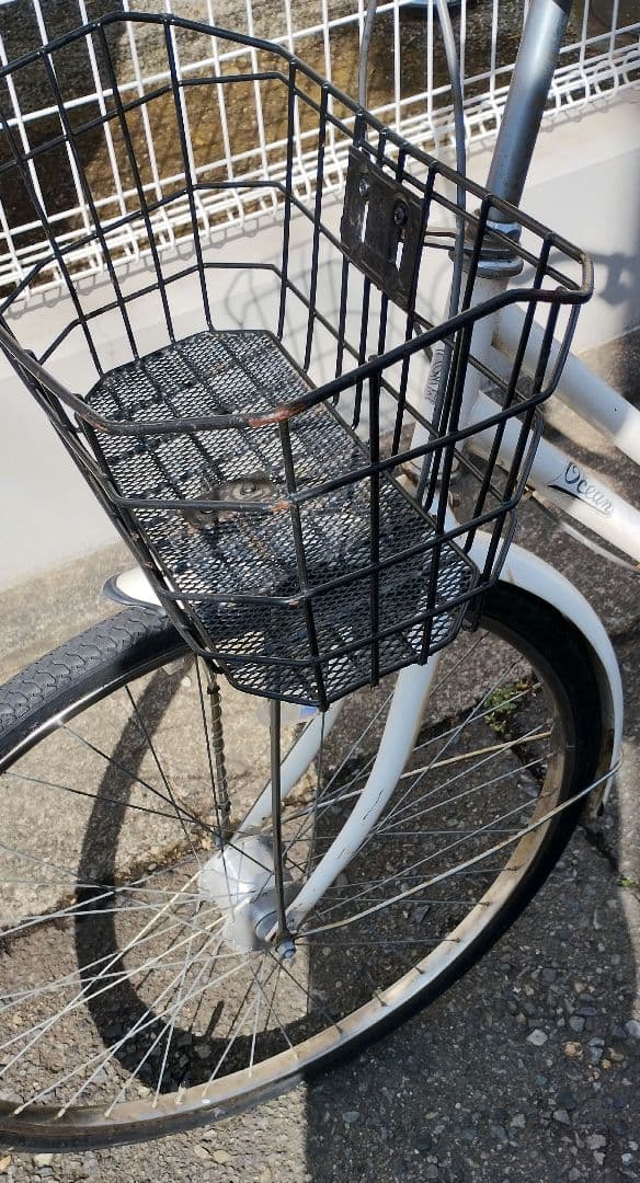 自転車　軽快車　ママチャリ　27インチ　状態良好　オートライト　鍵、カゴ付き