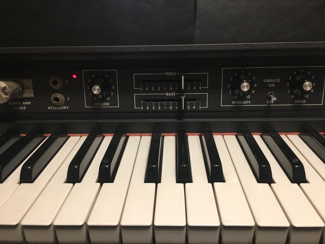 鍵盤楽器 Rhodes Mark II Suitcase 73