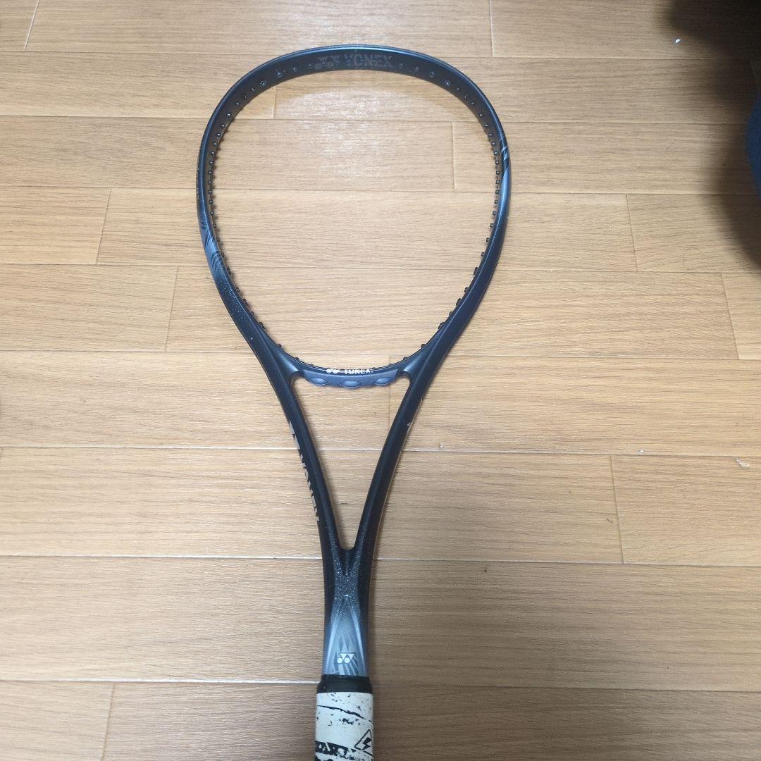 YONEXラケット VOLTRAGE 8S 収納袋 付き