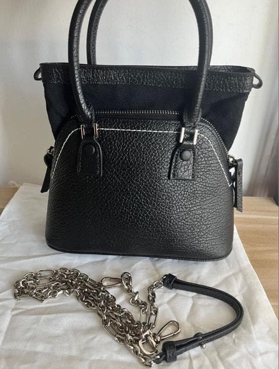 新品未使用 黒色 ハンドバッグ