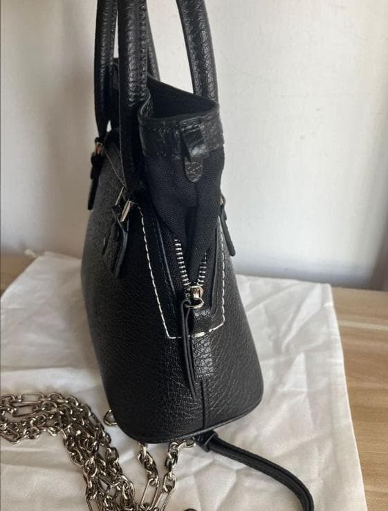 新品未使用 黒色 ハンドバッグ