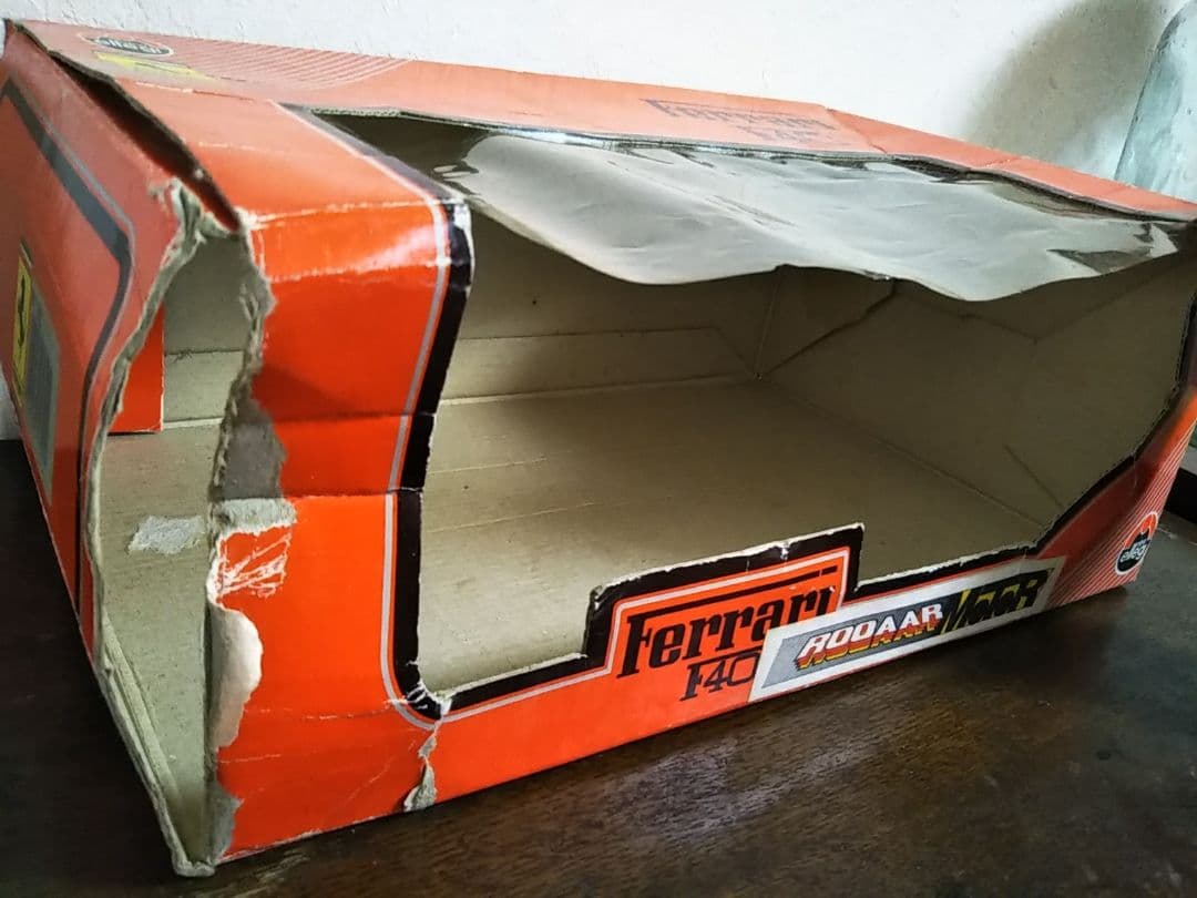 フェラーリ　F40　ラジコン　フィアット　アルファロメオ　アバルト　ランチア