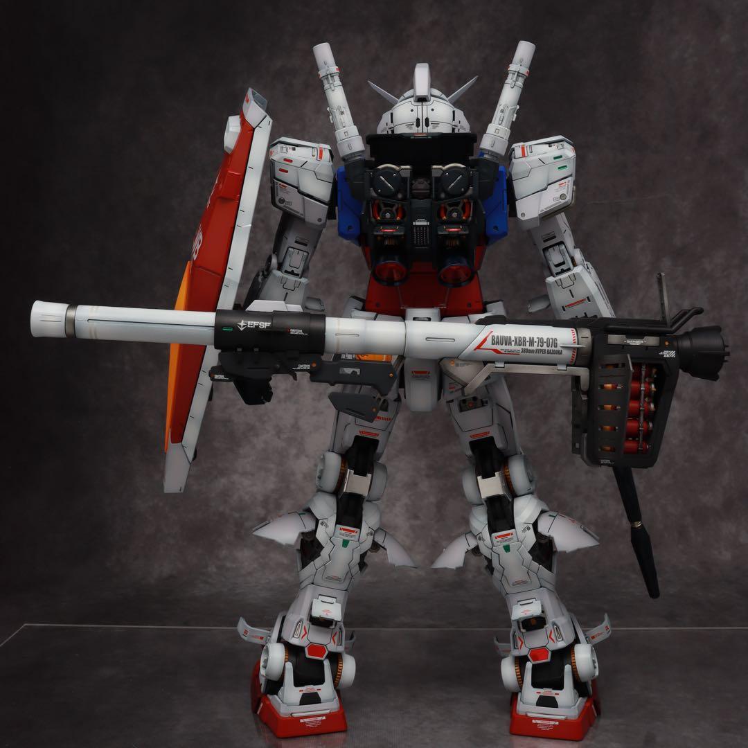 PG UNLEASHED RX-78-2 ガンダム ガンプラ 塗装済　完成品