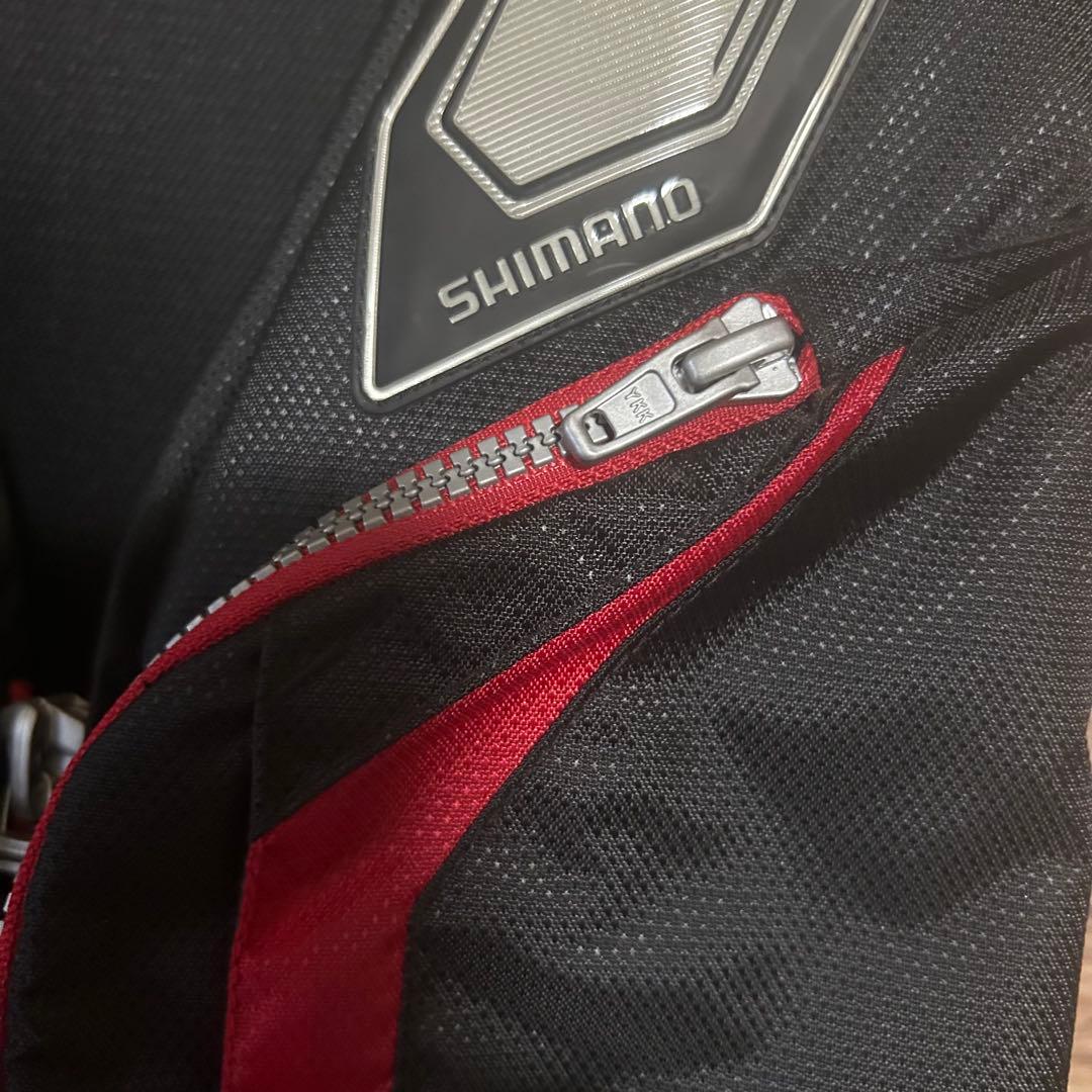 シマノ　SHIMANO NEXUS フィッシングベスト サイズＬ　釣り　美品