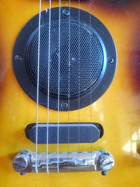 ◎激渋！激珍！ギブソンレスポールそっくりミニエレキギター・高級ソフトケース付き！