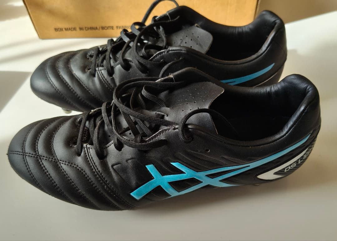 ASICS DS LIGHT サッカーシューズ ブラック/ブルー