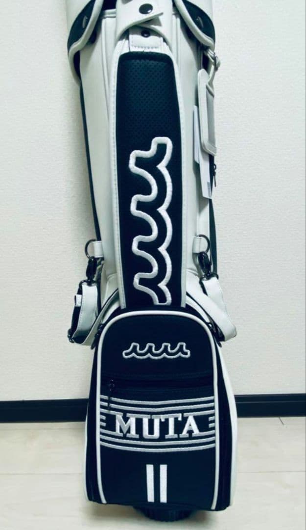 MUTA スタンド式キャディバッグ ホワイト×ブラック　傘付き