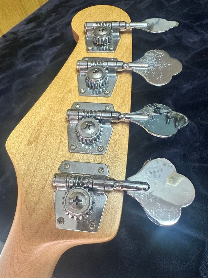 希少　ブライアンBacchus Brian エレキベース 青