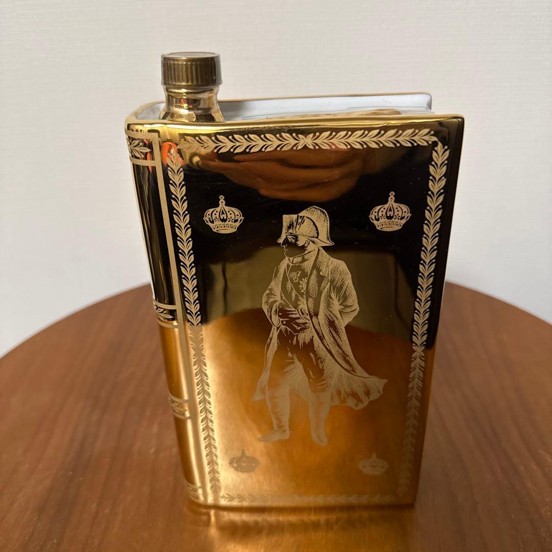 【未開栓・箱付】カミュ ナポレオン ブック ゴールド コニャック 替え栓付 古酒