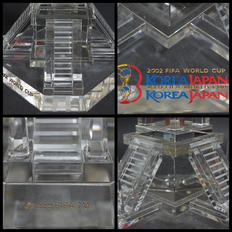 2002年FIFAワールドカップ日韓大会 記念『 慶州仏国寺塔』クリスタル製置物