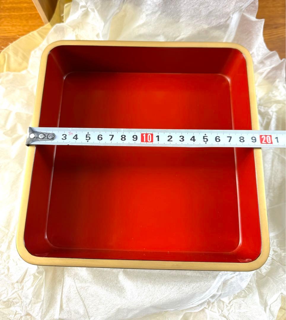 257 輪島塗　松竹梅沈金　二段重　未使用品　共箱　共布